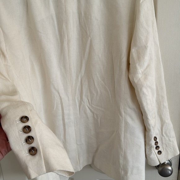 Oak + Fort Cream Blazer - Picture 3 of 3